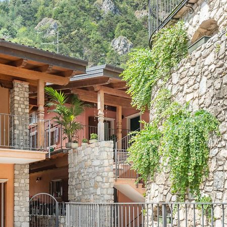 Casa Francesca Relax Apartment Limone sul Garda Ngoại thất bức ảnh