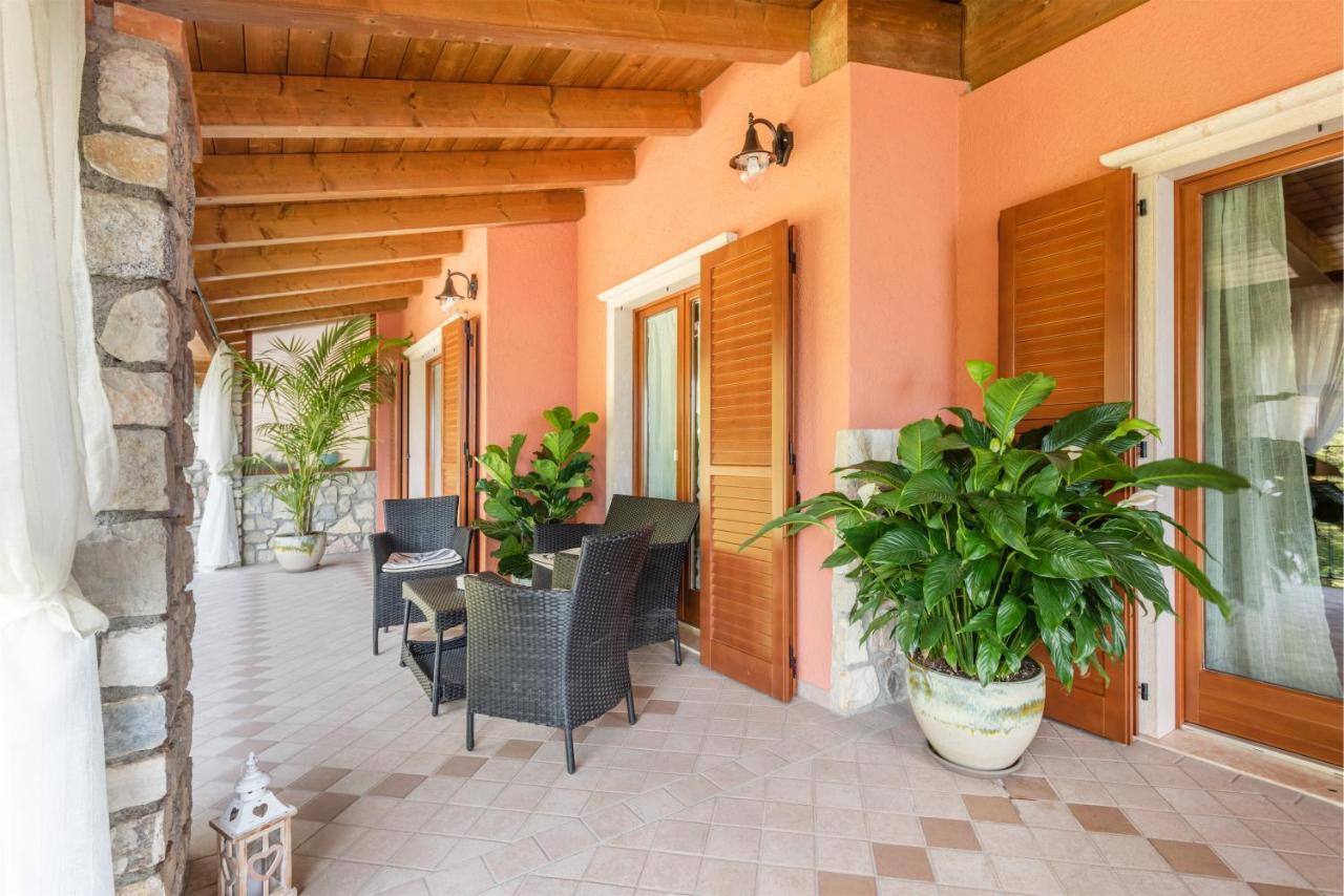 Casa Francesca Relax Apartment Limone sul Garda Ngoại thất bức ảnh