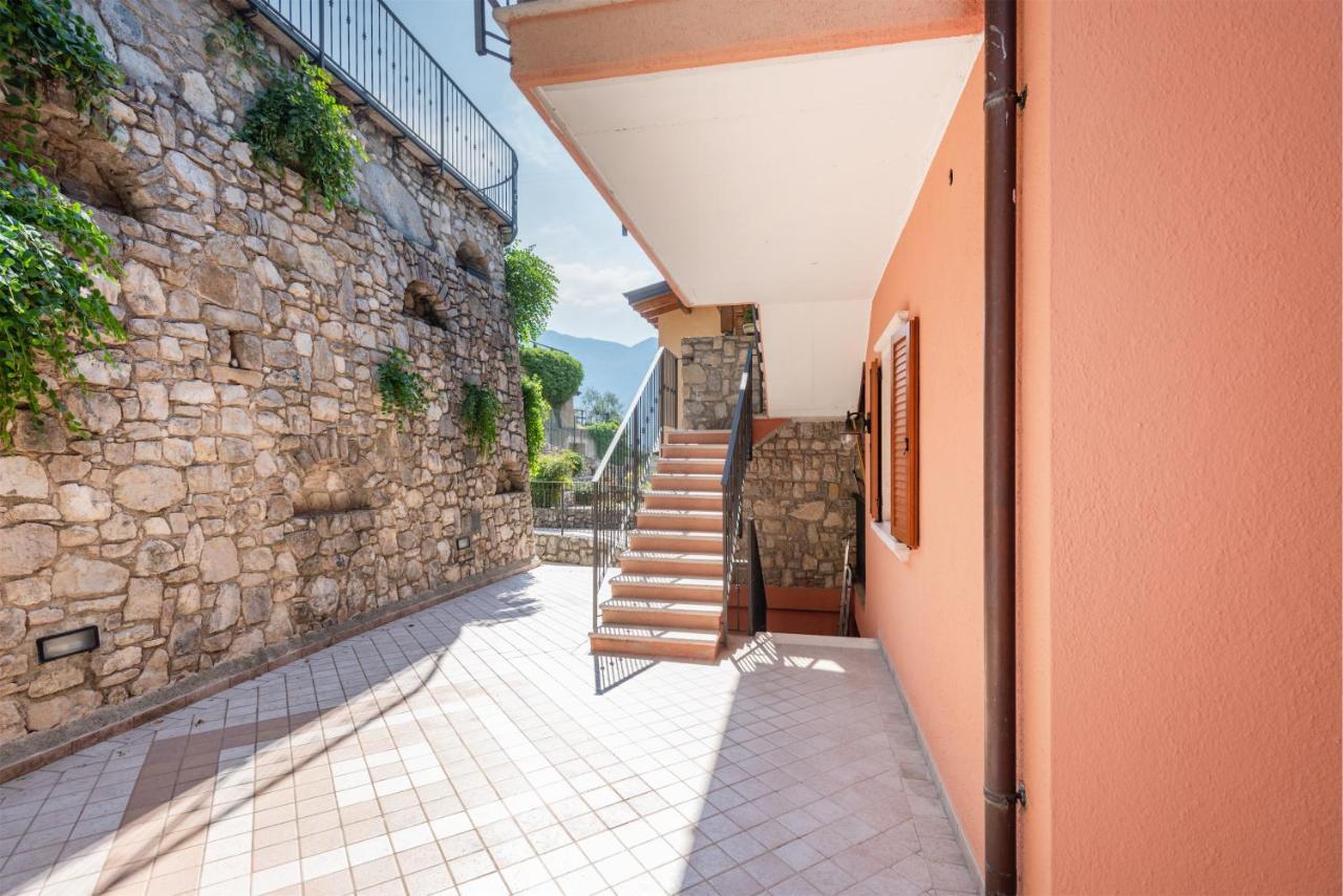 Casa Francesca Relax Apartment Limone sul Garda Ngoại thất bức ảnh